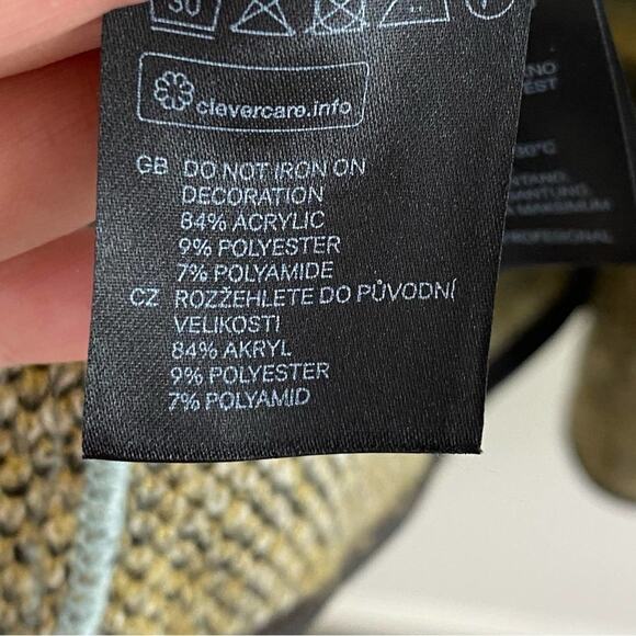 H&M | Southwest Aztec Print Long Poncho Cardigan - Picture 5 of 8